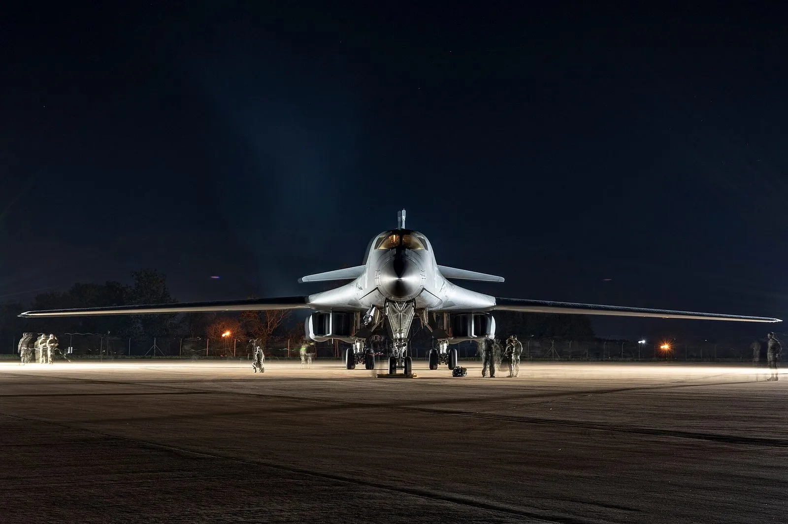 מפציצי B-1B בבסיס פיירפורד. צילום: חיל האוויר האמריקאי